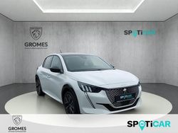 Weiß Gebraucht 2023 Peugeot e-208 GT Kleinwagen | 20.790 € (Fairer Preis)