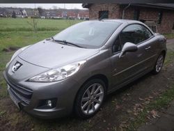 Grau Gebraucht 2010 Peugeot 207 CC Roland Garros Cabrio | 2.999 € (Guter Preis)