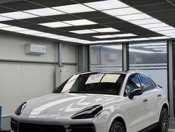 Weiß Gebraucht 2019 Porsche Cayenne SUV | 48.500 € (Fairer Preis)