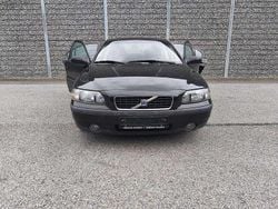 Diamantschwarz Gebraucht 2001 Volvo S60 Limousine | 4.900 €