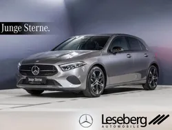 Mountaingrau Gebraucht 2024 Mercedes A200 Progressive Limousine | 30.940 € (Fairer Preis)