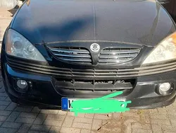 Schwarz Gebraucht 2005 Ssangyong Kyron SUV | 1.300 €