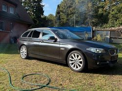 Grau Gebraucht 2014 BMW 520 Luxury Line Kombi | 13.900 € (Fairer Preis)
