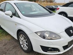 Weiß Gebraucht 2012 Seat Leon Copa Limousine | 6.390 € (Guter Preis)