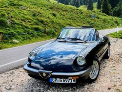 Schwarz Gebraucht 1985 Alfa Romeo Spider Cabrio | 17.500 €