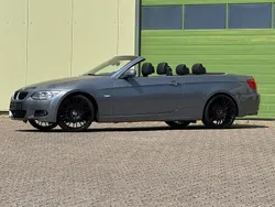 Grau Gebraucht 2012 BMW 318 Cabriolet Comfort Edition Cabrio | 10.795 € (Guter Preis)