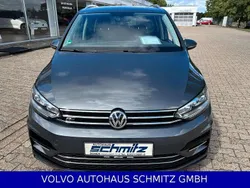 Indiumgrau Gebraucht 2018 VW Touran R-line Van / Kleinbus | 20.900 € (Guter Preis)