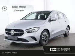 Lack hightechsilber Gebraucht 2024 Mercedes B180 Progressive Van / Kleinbus | 29.900 € (Superpreis)