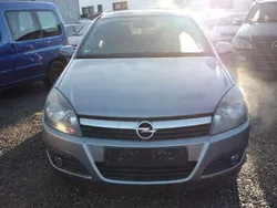 Grau Gebraucht 2006 Opel Astra Limousine | 250 € (Superpreis)