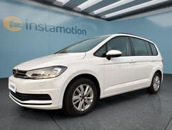 Weiß Gebraucht 2024 VW Touran Van / Kleinbus | 29.299 € (Fairer Preis)