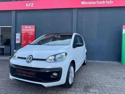 Weiß Gebraucht 2017 VW up! Kleinwagen | 8.499 € (Guter Preis)