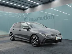 Grau Gebraucht 2024 VW Golf VIII R-line Limousine | 28.400 € (Guter Preis)