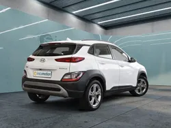 Weiß Gebraucht 2021 Hyundai Kona Trend SUV | 19.470 € (Fairer Preis)