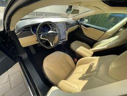 Schwarz Gebraucht 2013 Tesla Model S Kleinwagen | 24.500 €