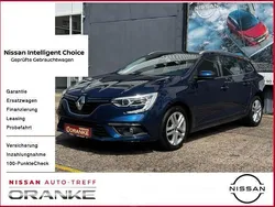 Blau Gebraucht 2017 Renault Mégane IV Business Limousine | 13.800 € (Fairer Preis)
