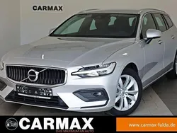 Silber Gebraucht 2020 Volvo V60 Momentum Kombi | 21.800 € (Guter Preis)