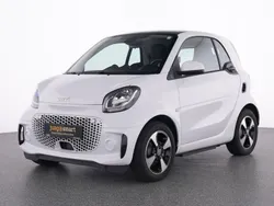 Bodypanels in white Gebraucht 2022 Smart ForTwo Electric Drive Passion Coupé | 11.999 € (Fairer Preis)
