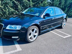 Schwarz Gebraucht 2010 Audi A8 Limousine | 9.500 €
