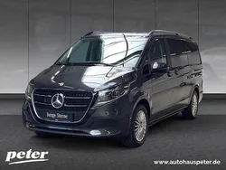 Grau graphitgrau metallic Gebraucht 2024 Mercedes V220 Style Van / Kleinbus | 67.920 €