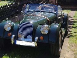 Grün Gebraucht 1982 Morgan Plus 8 Cabrio | 48.500 €