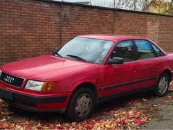 Rot Gebraucht 1991 Audi 100 Limousine | 2.550 €