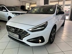 Weiß Gebraucht 2020 Hyundai i30 Select Kombi | 13.990 € (Fairer Preis)