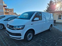 Weiß Gebraucht 2017 VW Transporter Van | 18.490 € (Fairer Preis)