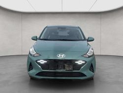 Mangrove green / mic Neu 2025 Hyundai i10 Select Kleinwagen | 15.560 € (Guter Preis)