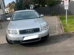 Silber Gebraucht 2001 Audi A4 Limousine | 2.200 € (Fairer Preis)