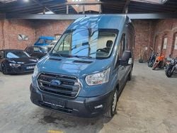 Grau Gebraucht 2020 Ford Transit Van / Kleinbus | 18.980 € (Guter Preis)