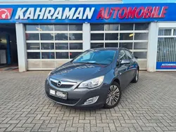 Grau Gebraucht 2011 Opel Astra Design Edition Limousine | 8.699 € (Etwas zu teuer)