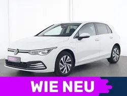 Weiß Gebraucht 2021 VW Golf VIII Style Limousine | 21.976 € (Superpreis)