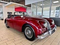 Rot Gebraucht 1958 Jaguar XK Cabrio | 76.850 €