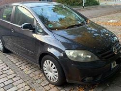 Schwarz Gebraucht 2007 VW Golf Plus Edition Van / Kleinbus | 1.950 € (Guter Preis)