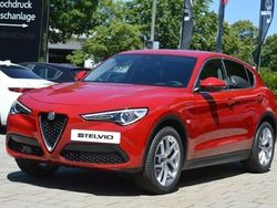 Rot Gebraucht 2021 Alfa Romeo Stelvio Super SUV | 34.900 € (Fairer Preis)