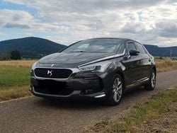 Grau Gebraucht 2016 DS Automobiles DS5 Business Class Kleinwagen | 13.500 € (Fairer Preis)