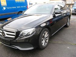 Schwarz Gebraucht 2017 Mercedes E220 Avantgarde Limousine | 24.400 € (Fairer Preis)