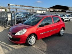 Rot Gebraucht 2007 Renault Clio II Authentique Kleinwagen | 1.490 € (Fairer Preis)