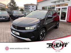 Lackierung schwarz perla nera/ Gebraucht 2024 Opel Grandland X Elegance SUV | 21.970 € (Fairer Preis)