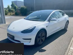 Weiß Gebraucht 2021 Tesla Model 3 Limousine | 24.200 € (Fairer Preis)