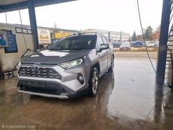Silber Gebraucht 2019 Toyota RAV4 Lounge SUV | 22.900 € (Guter Preis)