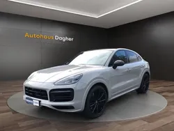 Grau Gebraucht 2023 Porsche Cayenne SUV | 122.880 € (Teuer)