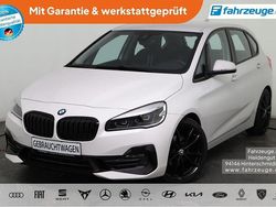 Weiß Gebraucht 2018 BMW 218 Sport Line Van / Kleinbus | 17.990 € (Fairer Preis)