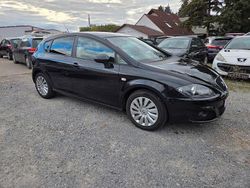 Schwarz Gebraucht 2010 Seat Leon Reference Limousine | 2.799 € (Guter Preis)