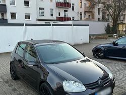 Schwarz Gebraucht 2005 VW Golf V Kleinwagen | 1.449 € (Guter Preis)