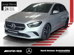 Metalliclack hightechsilber Gebraucht 2024 Mercedes B200 Progressive Van / Kleinbus | 31.890 € (Fairer Preis)