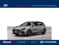 Silber Neu 2025 Hyundai i30 Limousine | 25.980 € (Fairer Preis)
