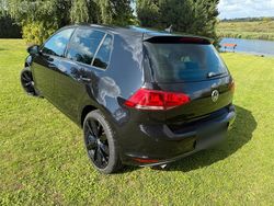 Schwarz Gebraucht 2015 VW Golf VII Cup Limousine | 7.999 € (Guter Preis)
