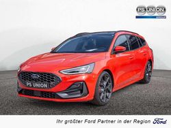 Racerot Neu 2025 Ford Focus ST Kombi | 42.990 € (Etwas zu teuer)