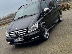 Schwarz Gebraucht 2012 Mercedes Viano Avantgarde Van / Kleinbus | 15.900 € (Fairer Preis)